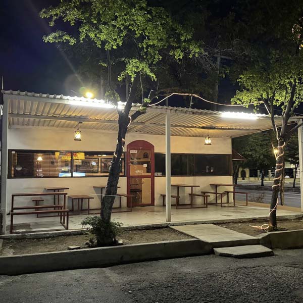 Jessie's House Pizza Sucursal Navarrete